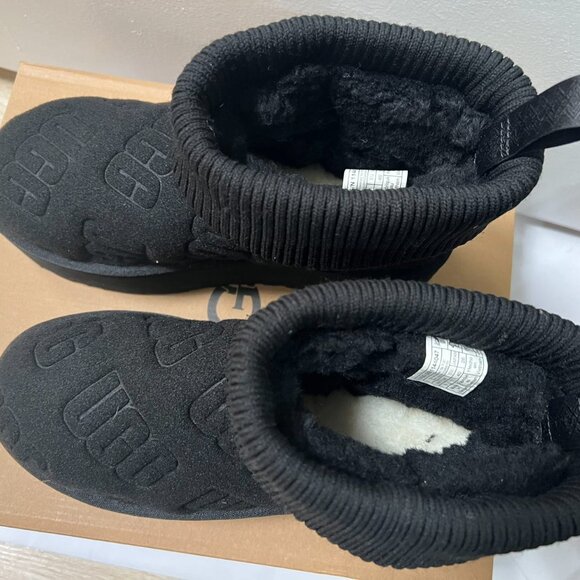 UGG Women's Classic Mini Platform Felted - Picture 2 of 7